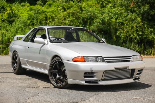 1991 Nissan Skyline JDM car for sale — photo 11 of 25