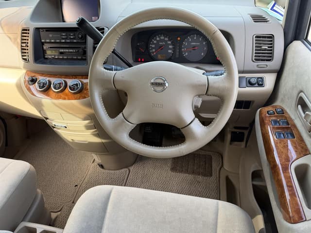 2005 Nissan Serena JDM car for sale — photo 10 of 19
