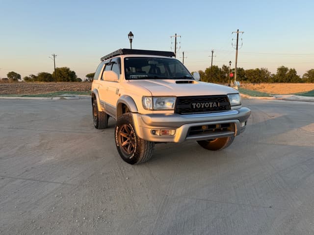 1999 Toyota Hilux Surf JDM car for sale — photo 2 of 25