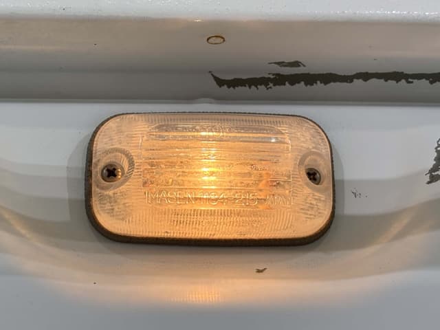 1995 Mitsubishi Minicab JDM car for sale — photo 10 of 25