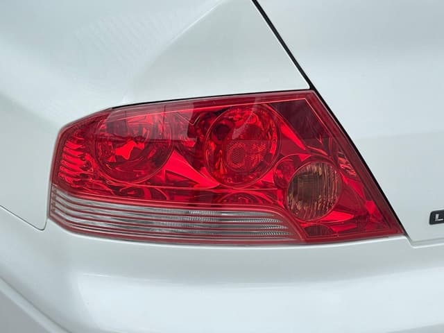 2001 Mitsubishi Lancer Evolution JDM car for sale — photo 17 of 25