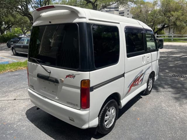 1998 Daihatsu Atrai JDM car for sale — photo 6 of 17