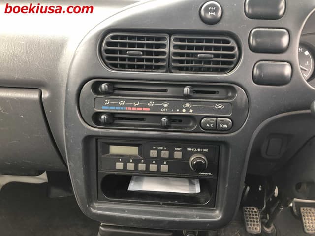 1997 Daihatsu Hijet JDM car for sale — photo 17 of 24
