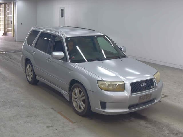 2005 Subaru Forester JDM car for sale — photo 6 of 6
