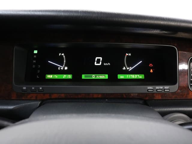 1997 Toyota Century JDM car for sale — photo 10 of 25