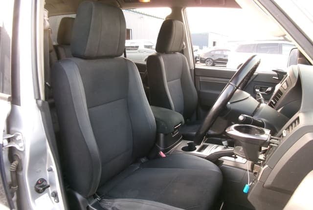 2008 Mitsubishi Pajero JDM car for sale — photo 25 of 25