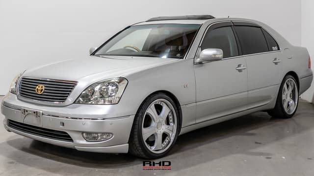 2001 Toyota Celsior JDM car for sale — photo 3 of 25