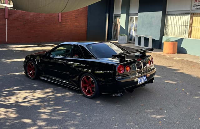 1999 Nissan Skyline JDM car for sale — photo 9 of 11
