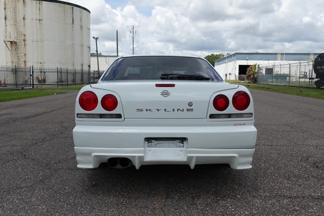 1998 Nissan Skyline JDM car for sale — photo 9 of 19