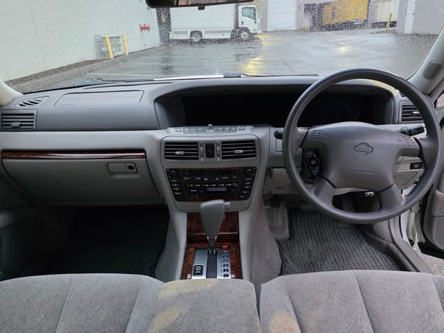 1999 Nissan Cedric JDM car for sale — photo 7 of 14