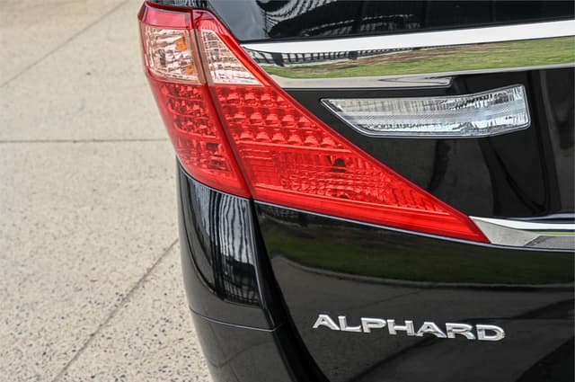 2012 Toyota Alphard JDM car for sale — photo 11 of 25