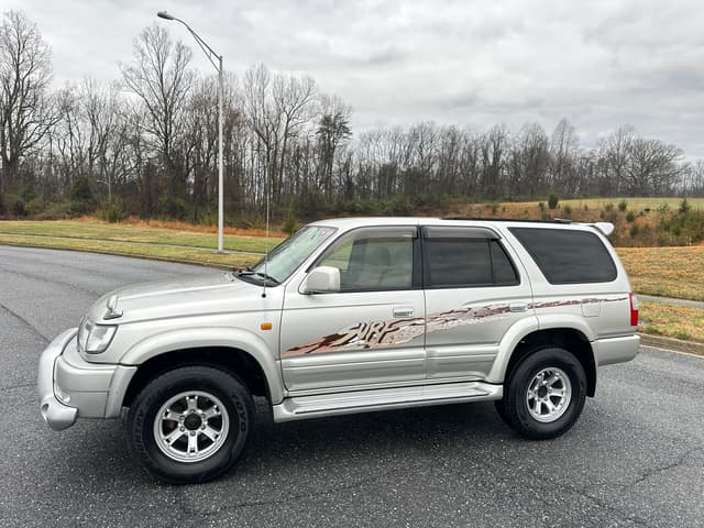 1998 Toyota Hilux Surf JDM car for sale — photo 3 of 10