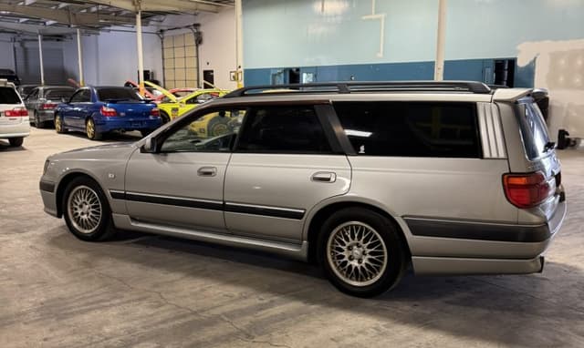 1997 Nissan Stagea JDM car for sale — photo 14 of 25