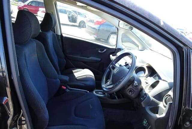 2010 Honda Fit JDM car for sale — photo 25 of 25