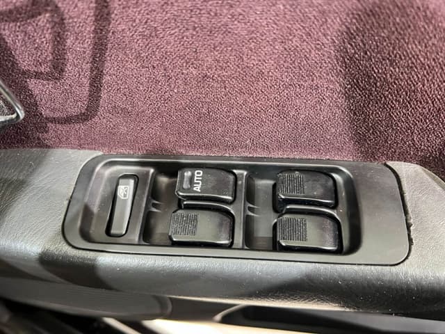 1999 Daihatsu Mira JDM car for sale — photo 16 of 25