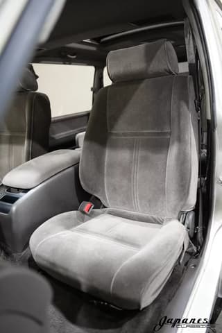 1997 Toyota HiAce JDM car for sale — photo 16 of 25
