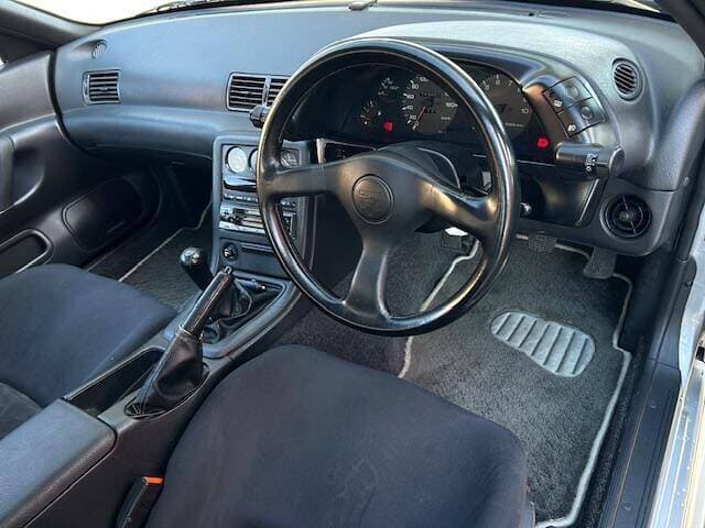 1994 Nissan Skyline JDM car for sale — photo 3 of 12