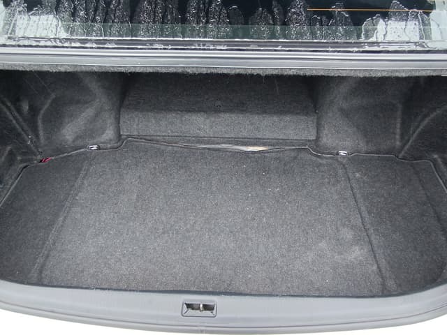 1998 Toyota Aristo JDM car for sale — photo 11 of 12