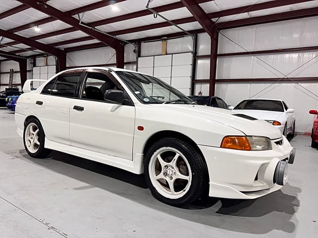 1996 Mitsubishi Lancer Evolution JDM car for sale — photo 9 of 25
