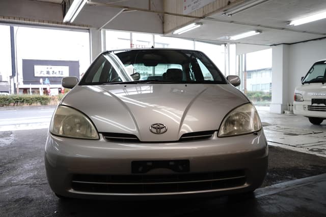 2001 Toyota Prius JDM car for sale — photo 8 of 25