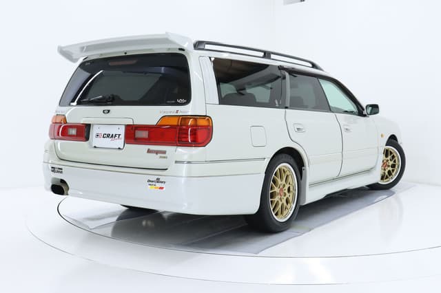 1998 Nissan Stagea JDM car for sale — photo 3 of 25