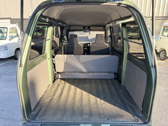 1997 Mitsubishi Minicab JDM car for sale — photo 9 of 17
