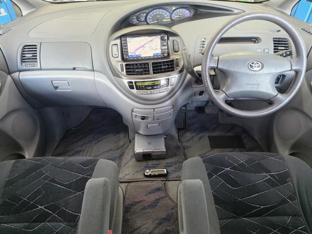 2000 Toyota Estima JDM car for sale — photo 19 of 25