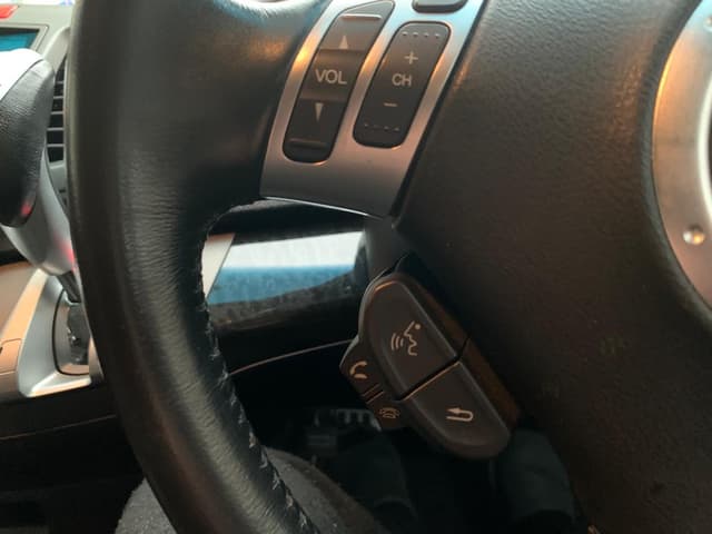 2004 Honda Odyssey JDM car for sale — photo 14 of 22