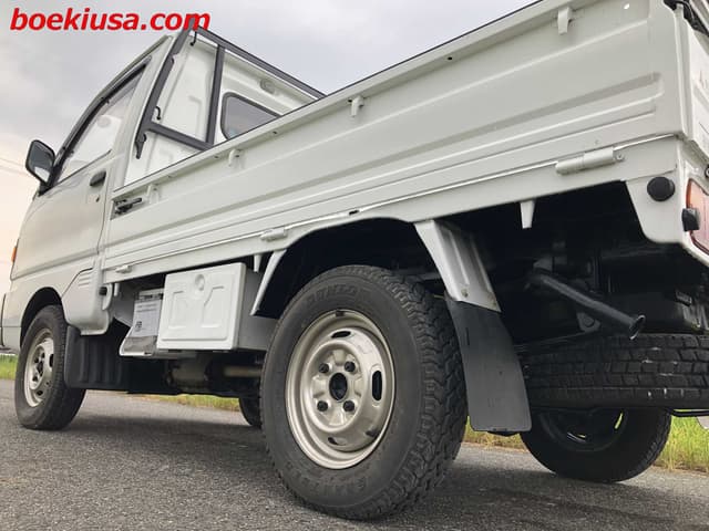 1991 Mitsubishi Minicab JDM car for sale — photo 5 of 24