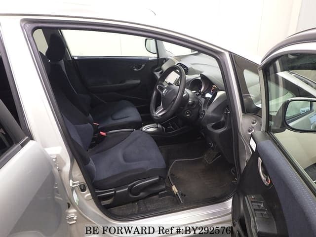 2009 Honda Fit JDM car for sale — photo 5 of 8