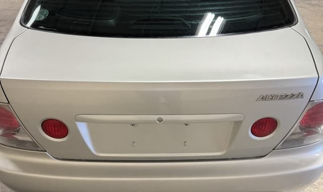 1998 Toyota Altezza JDM car for sale — photo 25 of 25