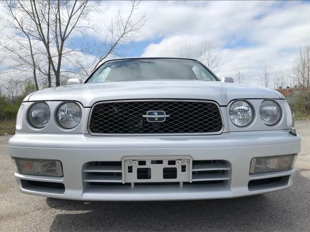 1996 Nissan Gloria JDM car for sale — photo 2 of 9