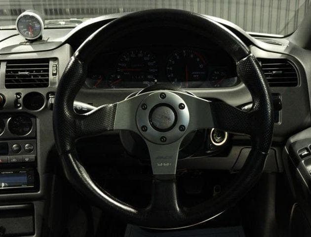1996 Nissan Skyline JDM car for sale — photo 11 of 19