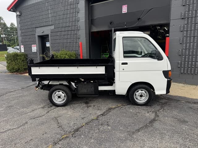 1996 Daihatsu Hijet JDM car for sale — photo 16 of 19