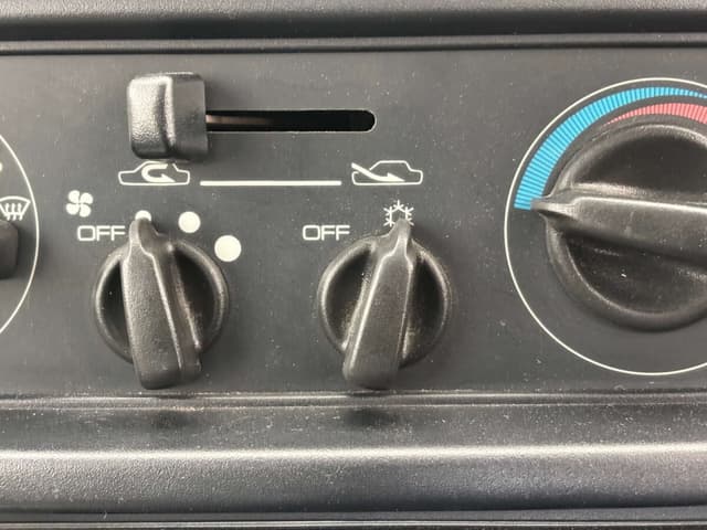 1997 Mitsubishi Pajero Mini JDM car for sale — photo 12 of 25