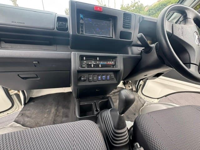 2022 Daihatsu Hijet JDM car for sale — photo 10 of 14
