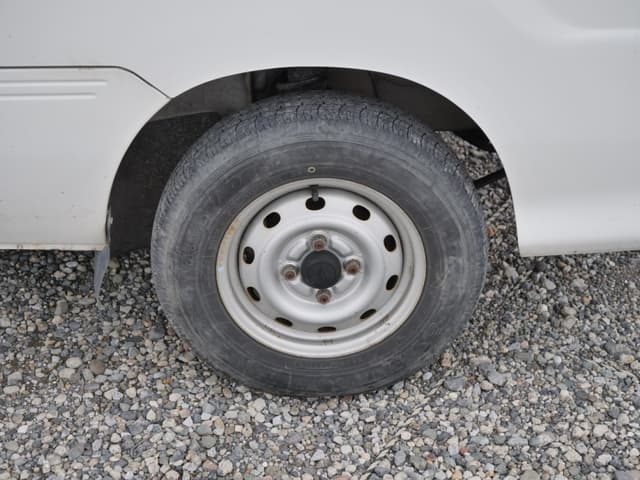 1999 Daihatsu Hijet JDM car for sale — photo 24 of 25