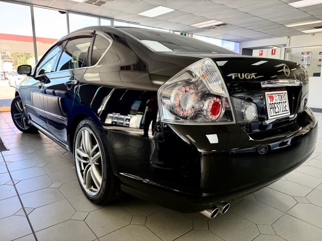2007 Nissan Fuga JDM car for sale — photo 3 of 6