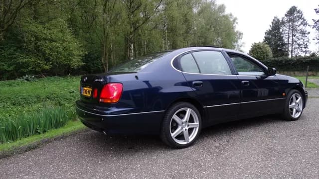 2000 Lexus Gs JDM car for sale — photo 5 of 17