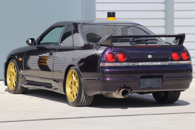 1998 Nissan Skyline JDM car for sale — photo 15 of 25