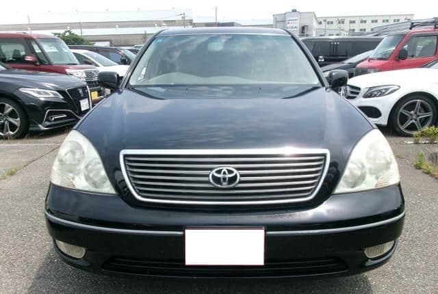 2001 Toyota Celsior JDM car for sale — photo 3 of 17