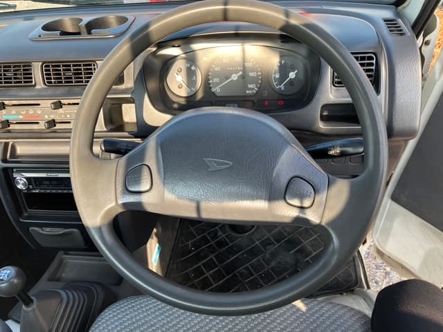 2000 Daihatsu Hijet JDM car for sale — photo 9 of 14