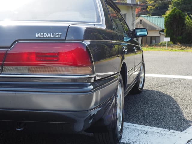 1991 Nissan Laurel JDM car for sale — photo 21 of 25