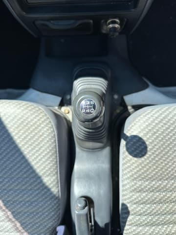2001 Daihatsu Hijet JDM car for sale — photo 18 of 25