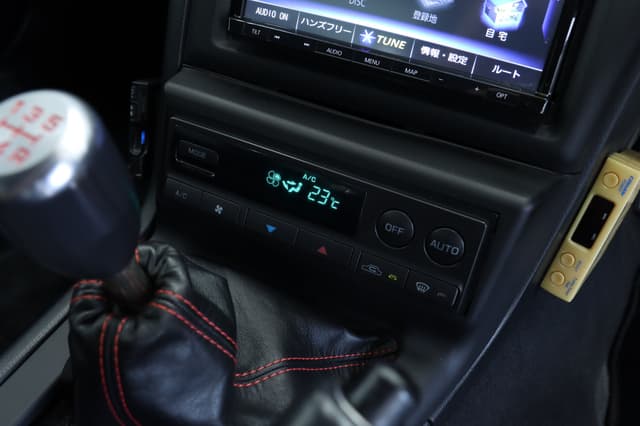 1997 Nissan Skyline JDM car for sale — photo 18 of 25