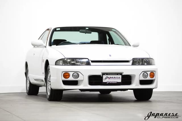 1997 Nissan Skyline JDM car for sale — photo 3 of 25