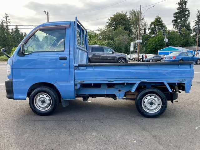1999 Daihatsu Hijet JDM car for sale — photo 4 of 25