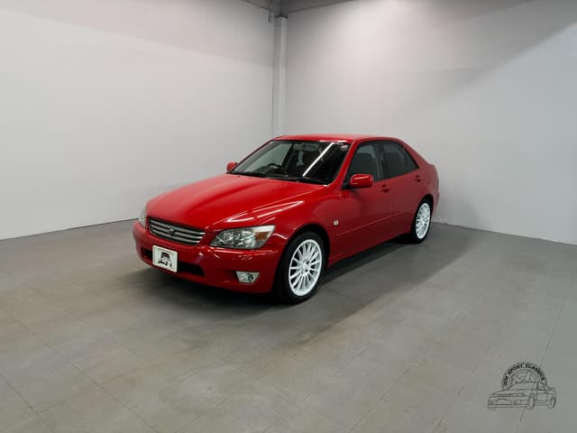 1999 Toyota Altezza JDM car for sale — photo 2 of 25