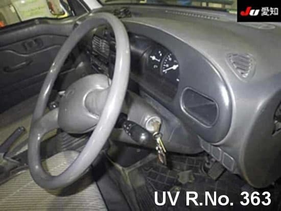1998 Daihatsu Hijet JDM car for sale — photo 5 of 8