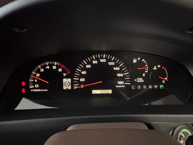 1999 Toyota Hilux Surf JDM car for sale — photo 25 of 25